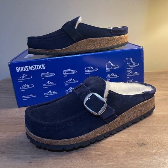 Birkenstock Buckley Shearling in Navy Blue with Silver Hardware - Picture 2 of 15